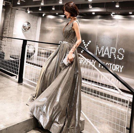 【取寄】オルチャン プチプラパーティードレス セクシー キャバ嬢 発表会 フォーマル 大きいサイズ 可愛い Vネック ノースリーブ ロングスカート