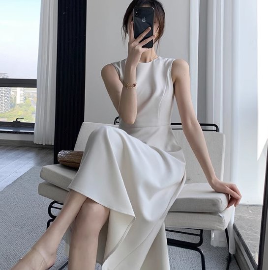 【取寄】パーティードレス レディース 結婚式ドレス 演奏会ドレス ワンピースドレス ミドル丈ワンピース ノースリーブワンピース ラウンドネック ハイウエスト Aライン フレアスカート きれいめ エレガント