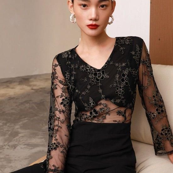 【取寄】結婚式ドレス パーティードレス レディースファッション パンツドレス 花柄チュールレース 長袖 Vネック へそ出し ウエストマーク ワイドレッグ スタイルアップ 体型カバー ロング丈 20代 30代