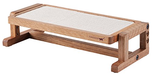 クラシックブラウン/38L x 17W x 9H cm/W21435・パッケージ個数:1・本体サイズ (幅X奥行X高さ) :17×38×9cm・本体重量:1.1kg・原産国:マレーシア商品紹介 テーブルの角度と高さを調節できる木製食事台。食事台を使用することで、首や腰への負担が軽くなり、また角度をつけることで愛猫も食べやすくなります。3段階調節可能。 原材料・成分 本体:天然木 滑り止めマット:塩化ビニル樹脂 安全警告 このテーブルは、正しく使用していないか、固定されていない場合に安定性の問題を起こす可能性があります。また、このテーブルは、平らな表面で脚がありませんので、倒れる可能性があります。正しく使用してください。
