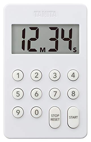 ホワイト/100分計 デジタルタイマー/TD-415 WH・PatternName:1)100分計(ホワイト)・パッケージ個数:1・サイズ(約):幅6.1×奥行1.6×高さ9.7cm・素材・材質:ABS(アクリロニトリル・ブタジエン・スチレン)樹脂、PC(ポリカーボネート)、シリコーンゴム・生産国:中国・電源:CR2032 コイン型リチウム電池×1個 (お試し用電池付属)、電池寿命:約1年 (1日1回60秒鳴らした場合)・設定時間:最大/99分99秒、最小/1秒、使用温度範囲:0~40度デザインと操作性に特化したデジタルタイマー キッチンに馴染むシンプルなデザイン 主張しすぎないデザインで、キッチンや部屋の雰囲気を壊さない 10キーで直感的に操作できる 1から0までの10個のボタンで、簡単にアラームを設定可能 1分30秒で設定する場合は「1」「3」「0」の3つ、もしくは「9」「0」の2つのボタンで設定が完了 時間と手間がかからない 最大99分99秒まで設定可能 アラームを設定できる時間は最大99分99秒で、1秒単位のカウントダウン すっきり収納 マグネット付き 本体背面のストラップ穴で吊り下げも可能。場所を取らない 作業の妨げとなるプッシュ音はなし ボタンを押した際に出るプッシュ音はせず、時間をお知らせするアラーム音のみが鳴る