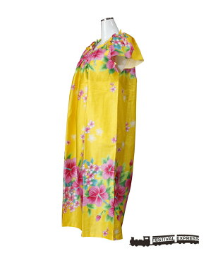 【送料無料】沖縄生まれのムームードレス、フレンチスリーブでゆったり着れます！黄地にピンクのハイビスカス