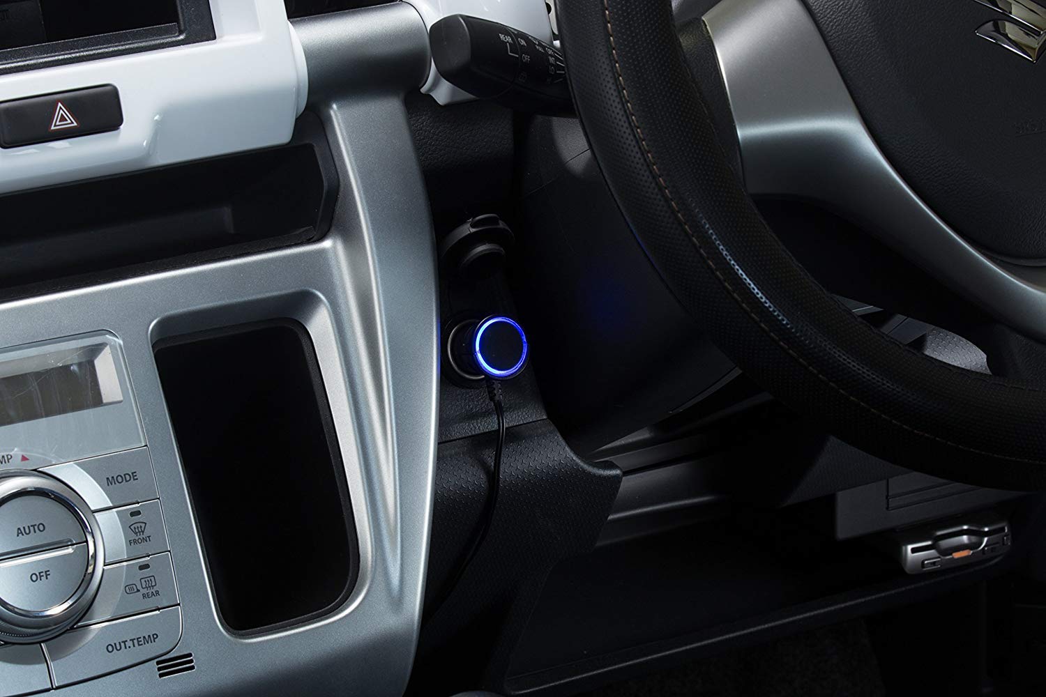 エーモン 電源プラグ DC12V/24V60W以下 0.5sqコード仕様 1536