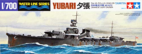 タミヤ 1/700 ウォーターラインシリーズ No.319 日本海軍 軽巡洋艦 夕張 プラモデル 31319