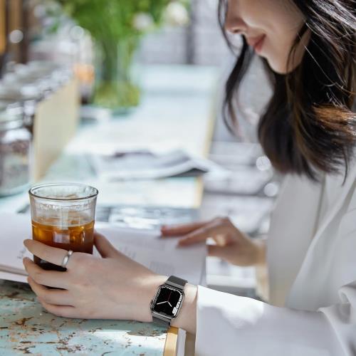 LISAMER アップルウォッチ用のバンド 49mm 46mm 45mm 44mm 42mm 41mm 40mm 38mm Apple Watchに適合する バンド ステンレス留め金製 男女兼用 マグネットクラスプ Watch ベルト 長さ調節 通気 メッシュ ベルト 対応 Watch Series 10/9/8/7/6/5/4/3/2/1SE/Ultra