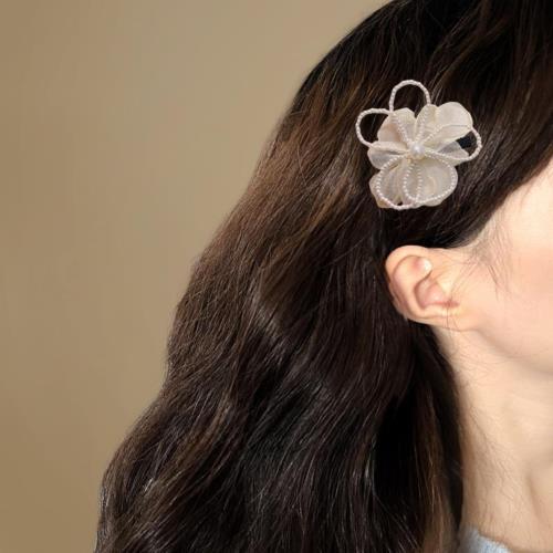 EZ PEACH 髪飾り クリアビーズ お花 キラキラ 髪留め 髪飾り ヘアアクセサリー レディース 結婚式 パーティー 入学式 お呼ばれ 卒業式 和装 成人式 振袖 浴衣 (卯の花/パール)