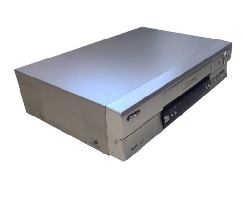 【中古】【非常に良い】パナソニック 320GB 1チューナー ブルーレイレコーダー VHSビデオ一体型 ブラック DIGA DMR-BR670V-K