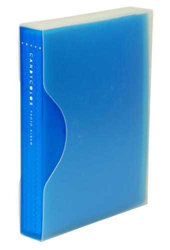 カラフルでクリアなPPを表紙に使用した、カジュアルなポケットアルバムシリーズ スリップケース付き 梱包サイズ:2.9×15.6×20.2cm 素材:ポリプロピレン