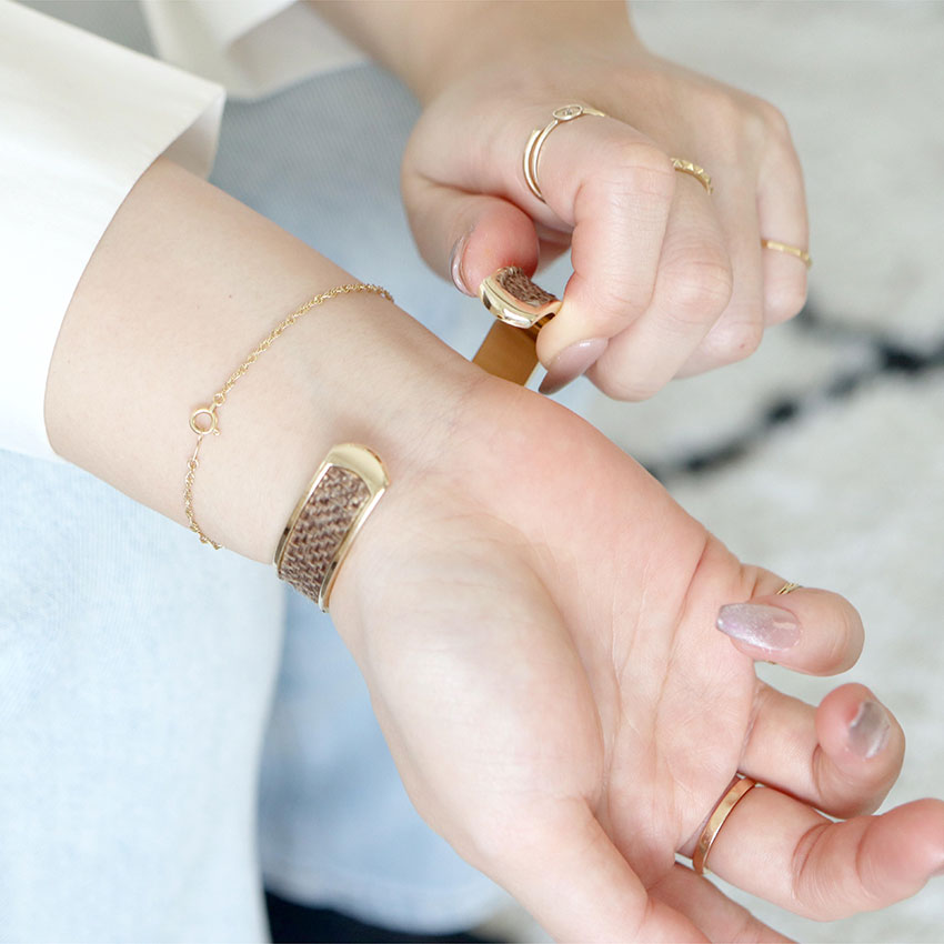 腕時計 レディース メタル バングル カミラ 金属ベルト 高見え 麻風 高級感 通学 通勤 ビジネス 高級感 プレゼント クリスマス 母の日 高品質 アクセ 雑貨 小物 可愛い プチプラ 20代 30代 40代 フィールドワーク 一年保証 日本製ムーブメント