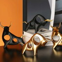 フィギュア 創造的な牛の樹脂製フィギュア 置物 工芸装飾品 リビング玄関テレビキャビネットカフェアイデ 樹脂置物
