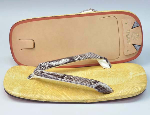 ☆≪即日発送≫ 雪駄 草履 メンズ 男性 和装【 913 】 黄チバ雪駄 鼻緒本皮錦ヘビ牛本皮底 Lサイズ