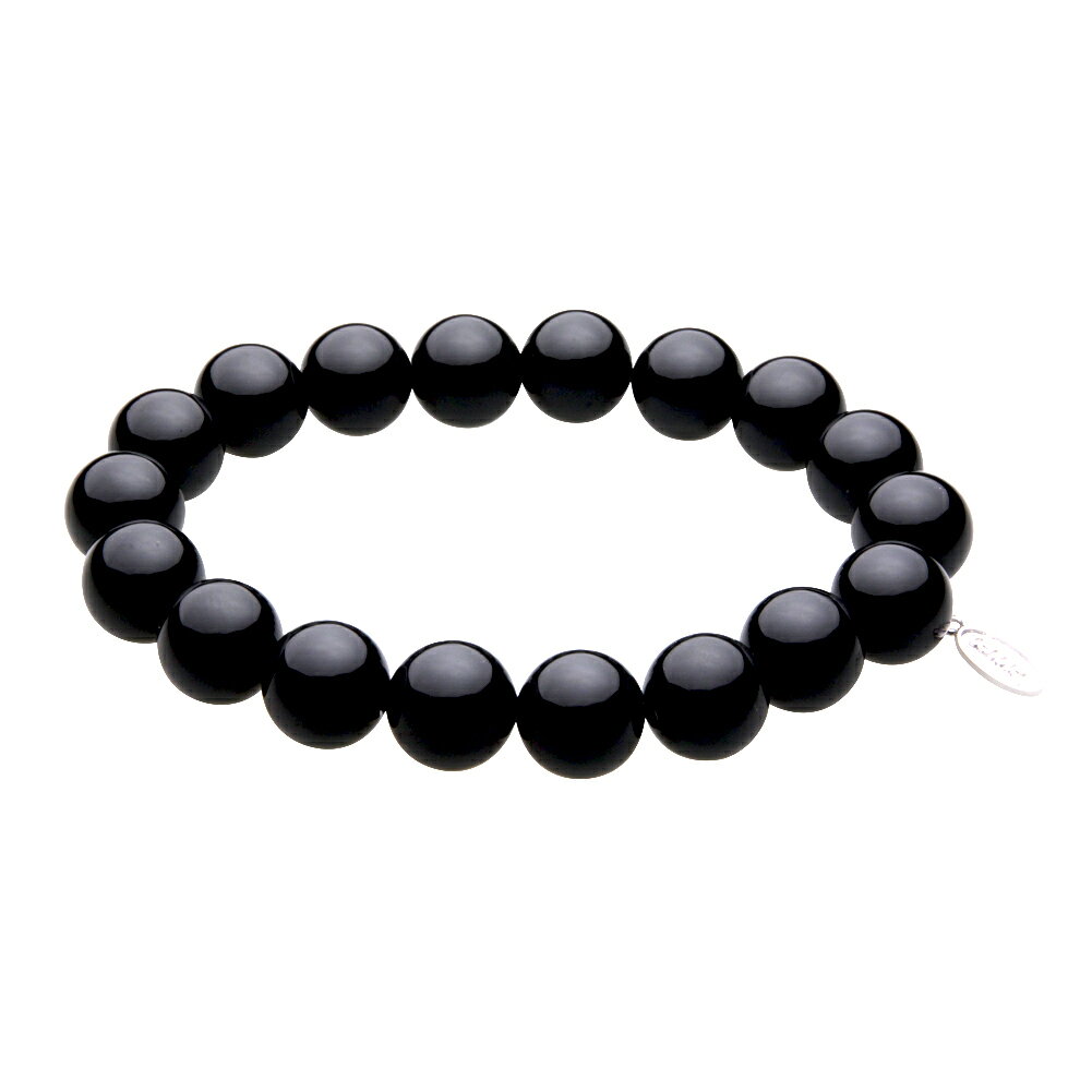 仏教で七宝（しちほう、しっぽう）の一つであるオニキス（黒メノウ）の数珠ブレスレットです。10mm玉という贅沢かつ存在感のある大きさが腕元を力強く飾ってくれます。日本製のポリウレタンゴムを使って耐久性も抜群に仕上がっています。オニキスは邪気や悪気を祓う効果があるとされ他人からの悪意や自分の悪感情を抑え込み精神に安定をもたらしてくれると言われています。集中力が必要な時などに内面からサポートしてくれるパワーストーンと言えます。 ●長さ:16cmの場合　内周:約13cm(レディースSサイズ) ●長さ:17cmの場合　内周:約14cm(レディースMサイズ) ●長さ:18cmの場合　内周:約15cm(メンズSサイズ) ●長さ:19cmの場合　内周:約16cm(メンズMサイズ) ●長さ:20cmの場合　内周:約17cm(メンズLサイズ) ●長さ:21cmの場合　内周:約18cm(メンズLLサイズ) シルバー925(スターリングシルバー) ポリウレタンゴム 石:オニキス　サイズ:10mm玉