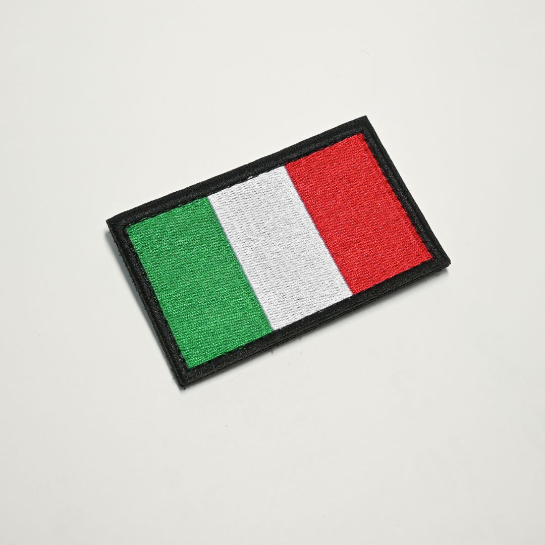 ベルクロワッペン 国旗 イタリア 5×8cm 刺繍 ループ面付き