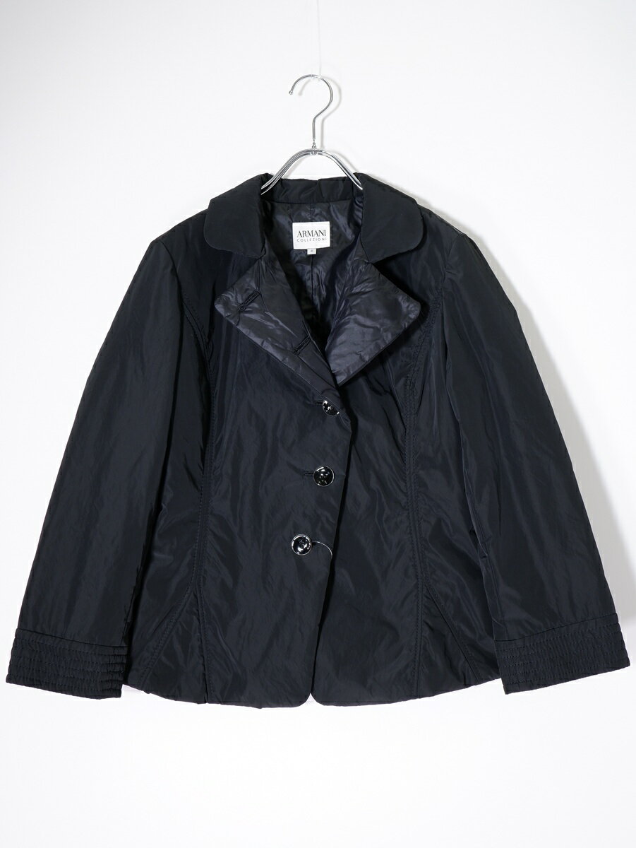 Rakuten - ARMANI COLLEZIONIアルマーニ コレッツォーニ ラウンドカラー中綿入りナイロンジャケット【LJKA79900】【ブラック】【40】【中古】【沖縄.離島以外 送料無料】【DM251111】