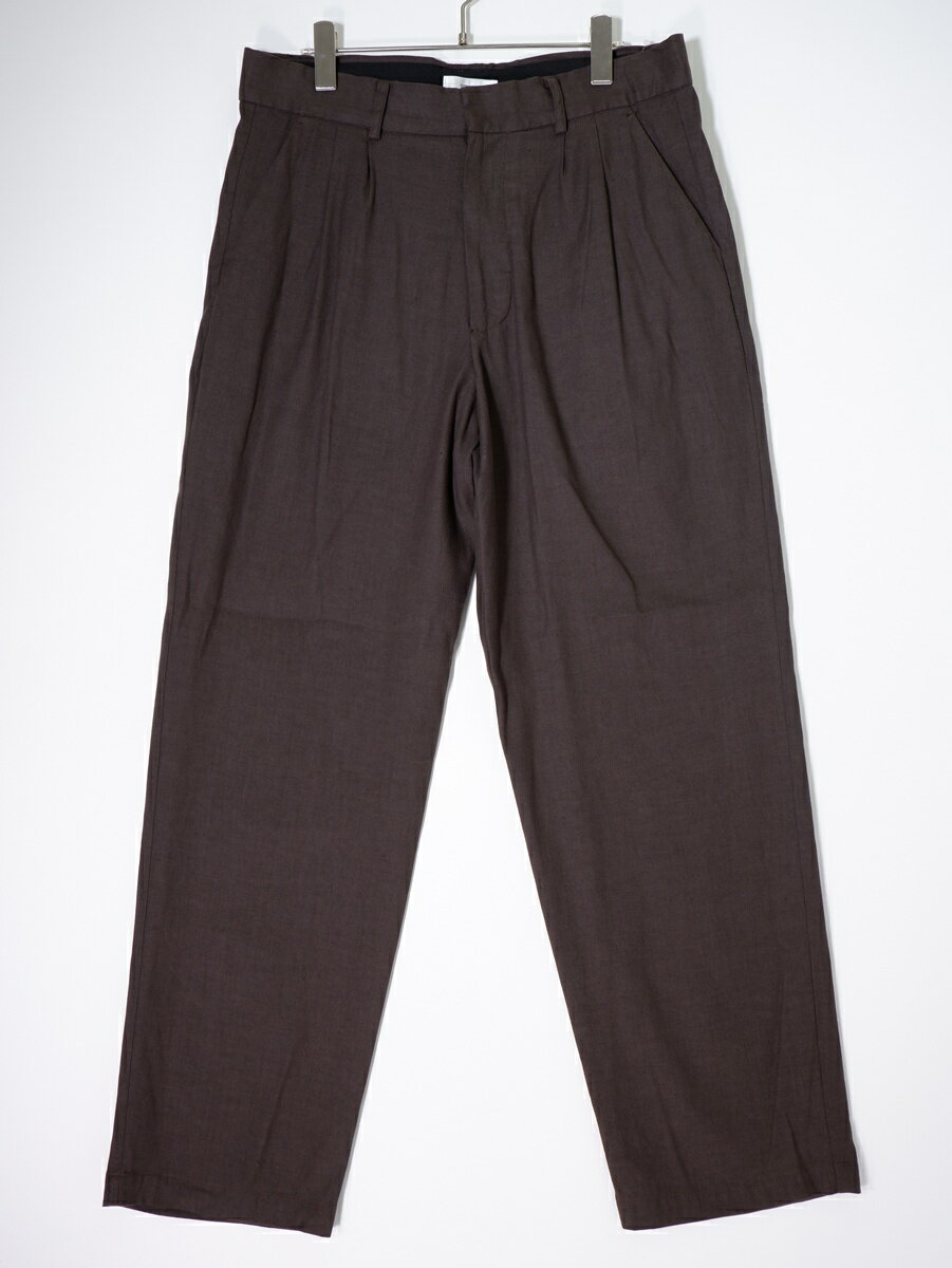 COMMASコンマス Linen-blend straight pantsリネン ブレンド 2タックパンツ