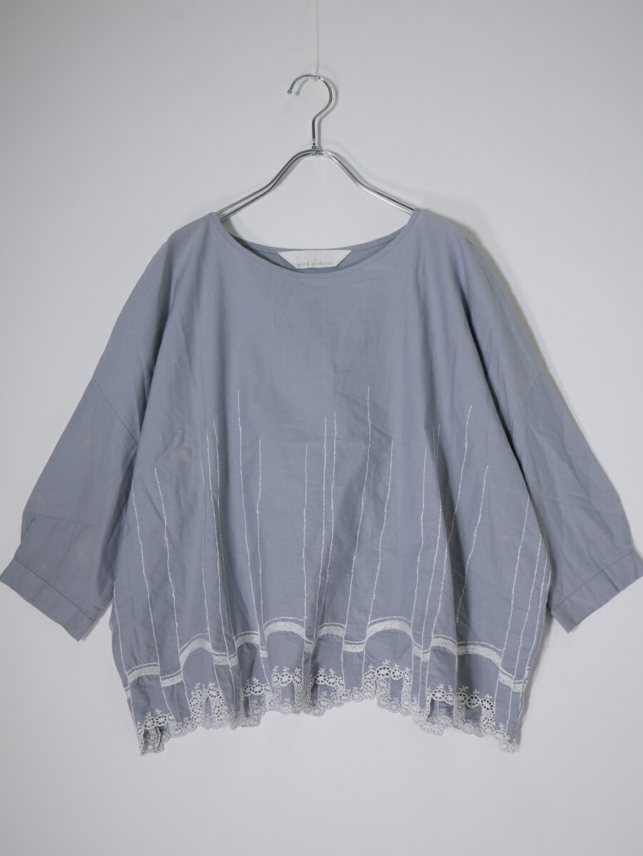 mina perhonenミナペルホネン waltz カットワーク刺繍プルオーバーブラウス【LTSA81004】【light gray】【38】【中古】【沖縄.離島以外 送料無料】【DM260224】