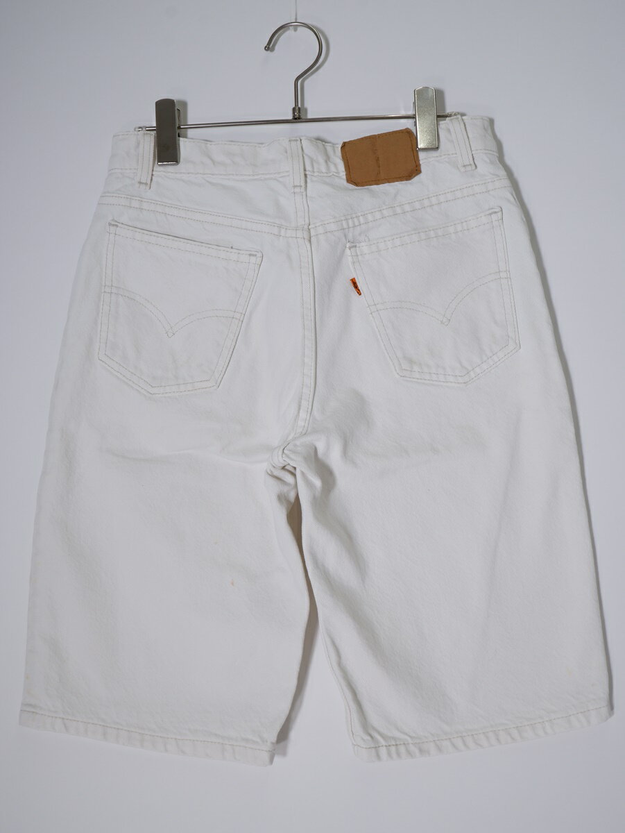 LEVISリーバイス 90年代 90's アメリカ製 550 LOOSE FIT STUDENT ホワイトデニム ショートパンツ【LHPA79606】【ホワイト】【W30】【中古】【沖縄.離島以外 送料無料】【DM251014】