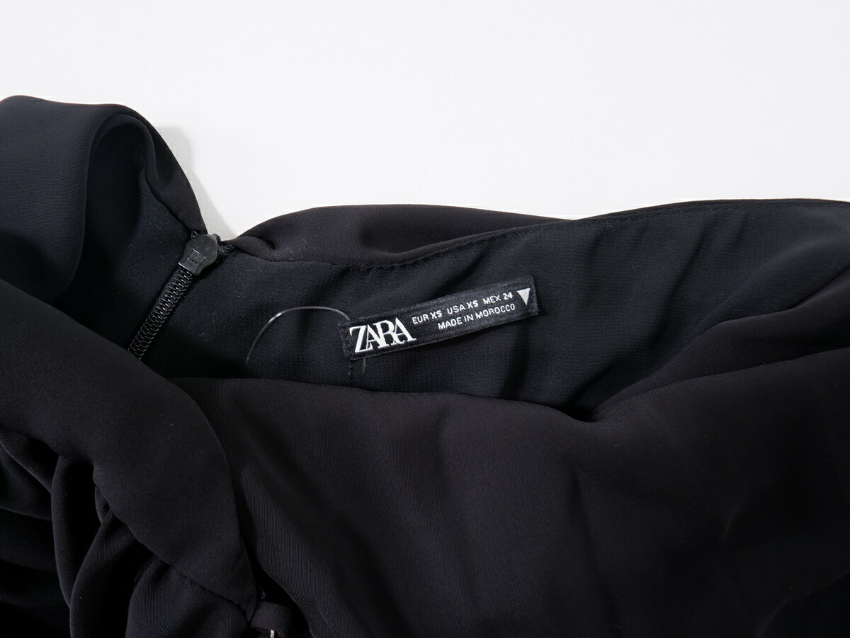 ZARAザラ 2023AWロングドレス キャミワンピース9411091【LOPA76114】【ブラック】【XS】【中古】【沖縄.離島以外 送料無料】【DM241022】
