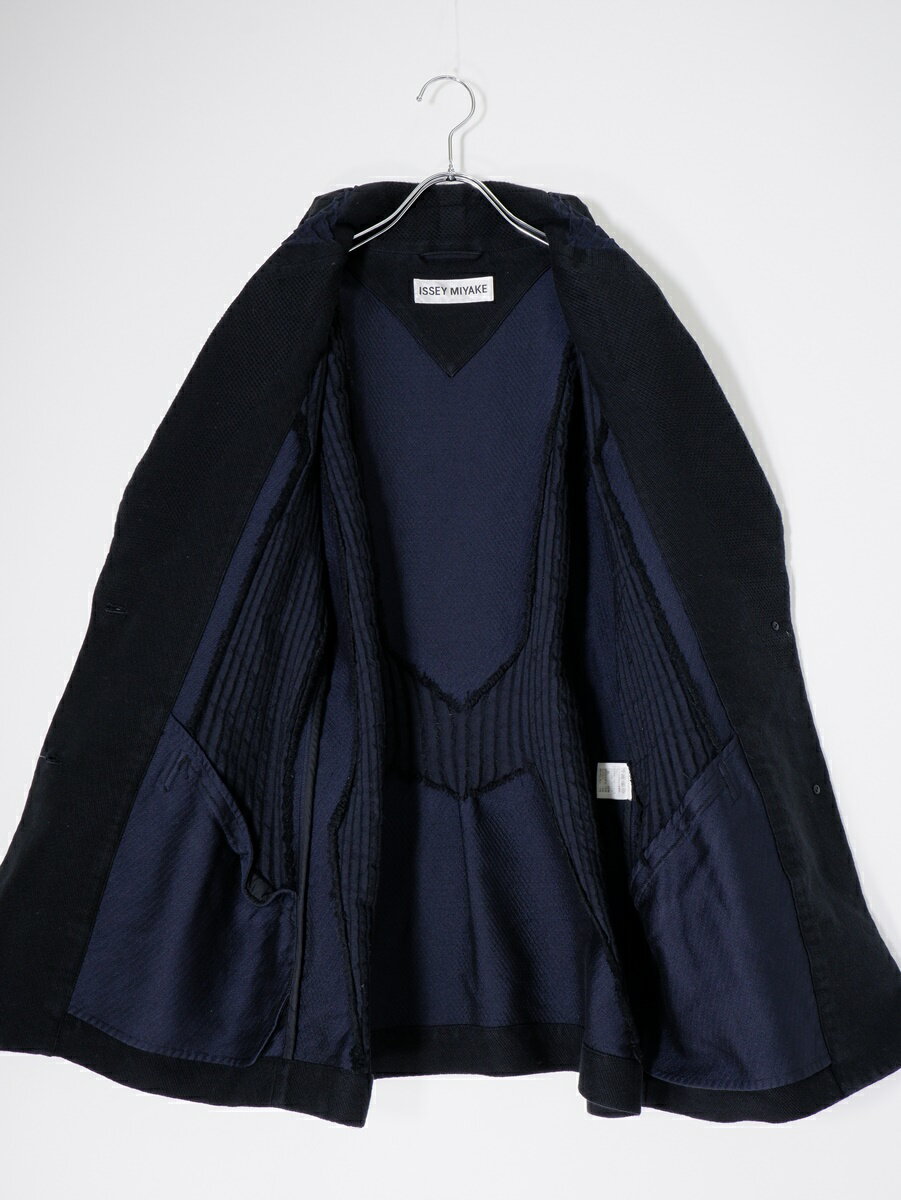 ISSEY MIYAKEイッセイミヤケ 2013AW プリーツ切替え刺し子ロングジャケット【LJKA79218】【ネイビー】【3】【中古】【沖縄.離島以外 送料無料】【DM250902】