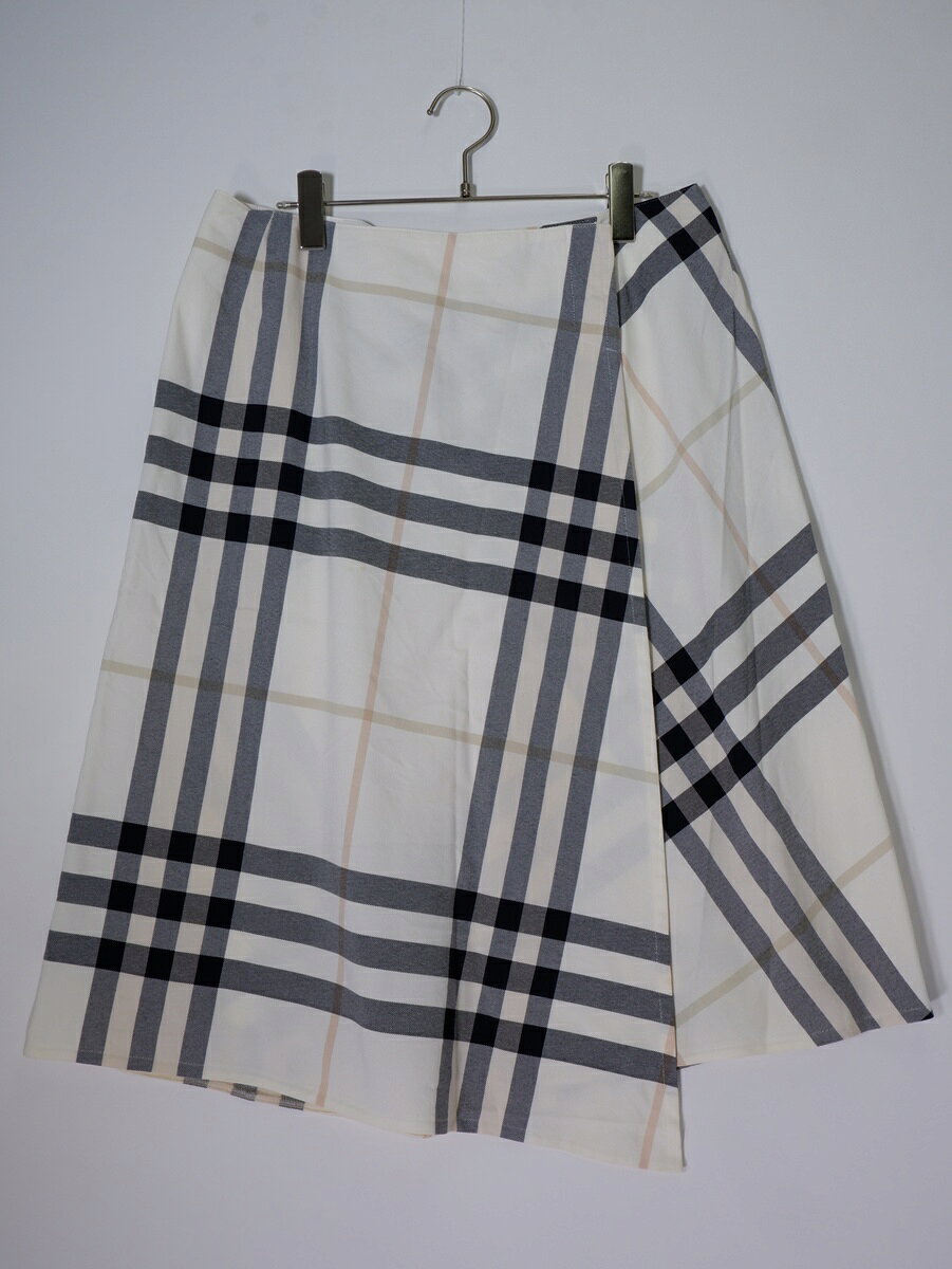 BURBERRY LONDONバーバリー ロンドン 大きいサイズ ビッグチェックナイロンコットン ラップデザインスカート LSK filt-10064710 ブランド古着の買取販売 渋谷FILT パッケージ画像