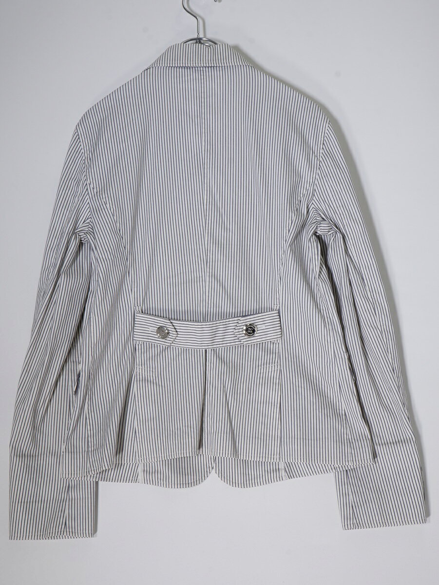 BURBERRY LONDONバーバリーロンドン メタルボタン ストライプ2Bスプリングジャケット LJKA71762 白 紺 filt-10053719 ブランド古着の買取販売 渋谷FILT サンプル画像2