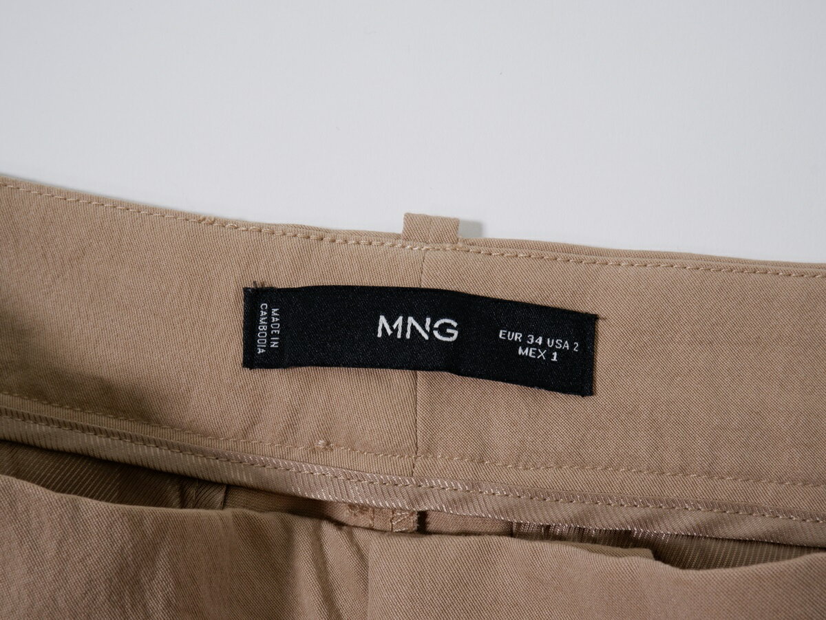 MANGOマンゴMNG 2025年ワイドショーツ パンツ【LHPA79565】【ベージュ】【34】【中古】【沖縄.離島以外 送料無料】【DM251014】