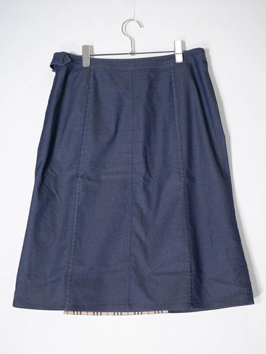 BURBERRY LONDONバーバリー ロンドン 大きいサイズ 裏地ノバチェック デニム調ストレッチラップスカート【LSKA75883】【インディゴ】【13ABR】【中古】【沖縄.離島以外 送料無料】【DM240903】