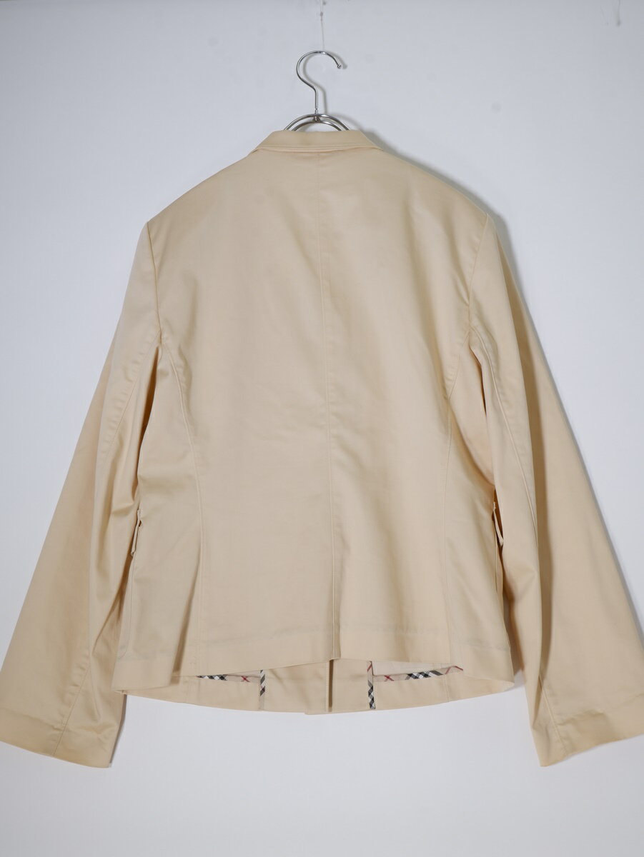BURBERRY LONDONバーバリーロンドン 定番 3ボタンストレッチジャケット【LJKA72687】【ベージュ】【42】【中古】【2点以上同時購入で送料無料】【DM230912】