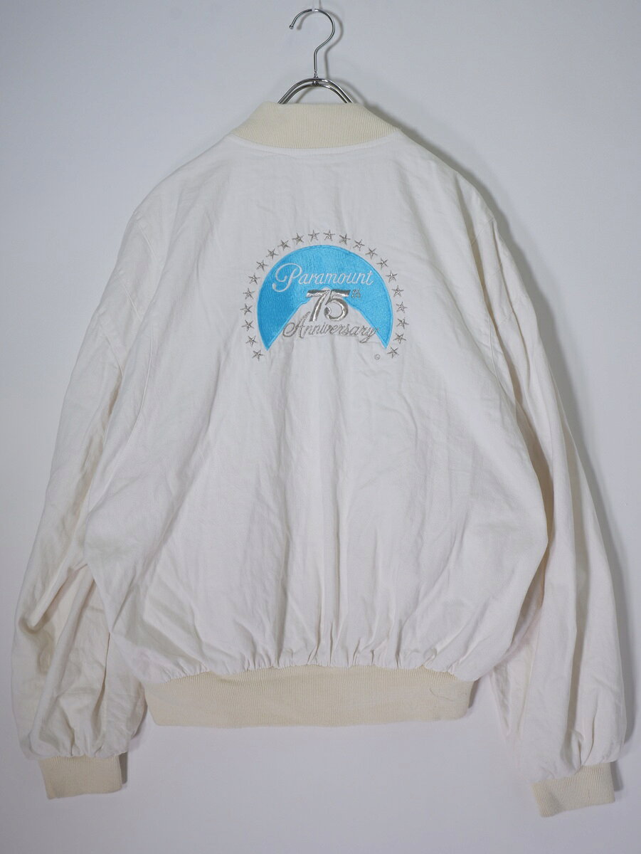 【楽天スーパーSALE期間中ポイント5倍!】VINTAGE.ヴィンテージ品 80’s 80年代 アメリカ製 パラマウント・ピクチャーズ75周年コットンスタジャン【MJKA82691】【ホワイト】【L】【中古】【沖縄.離島以外 送料無料】【DM260707】