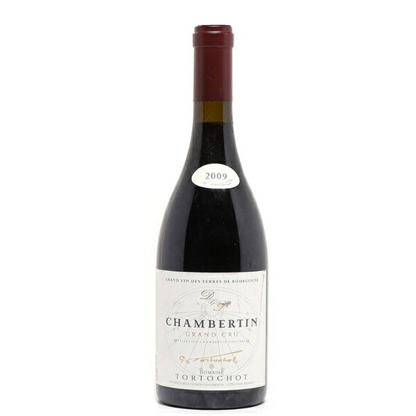 Domaine Tortochot Chambertin 1990 / ドメーヌ トルトショ シャンベルタン 1990 . The Clos de Bèze has a long known history dating back to the 8th century, as that of the Chambertin is little known, if not unknown before the 17th century, It is said that a certain Bertin owned a field near the Clos de Bèze, Its notoriety is established because the wine of Burgundy, especially that of Côte de Nuits, then ceases to be conceived in claret wine.Then Claude Jobert de Chambertin - 1701-1768,'de Chambertin' is a title he sought and obtained - undoubtedly contributes to building the reputation of the Chambertin.In the 19th century, Le Chambertin blanc occupies a third of the climate; whites and reds have also cohabited for a long time.Varieties : Pinot NoirWine Score : 93/10075cl 1