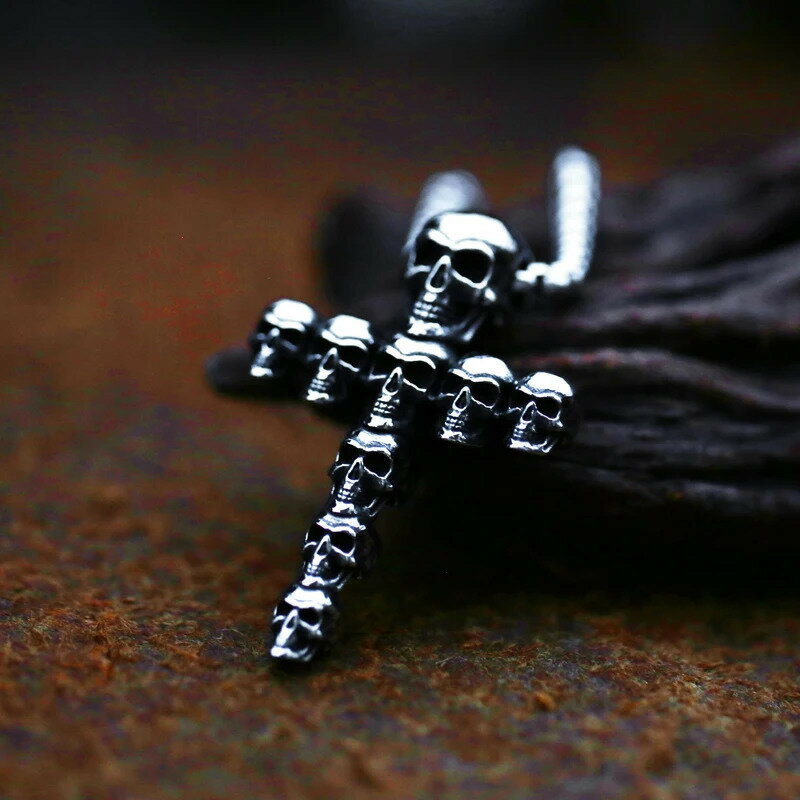 【送料無料】 チャーム ペンダント ビンテージ チェーン クロス スカル レディース メンズ パンク ロック ファッション 頭蓋骨 ヘッド ジュエリー ベスト ...