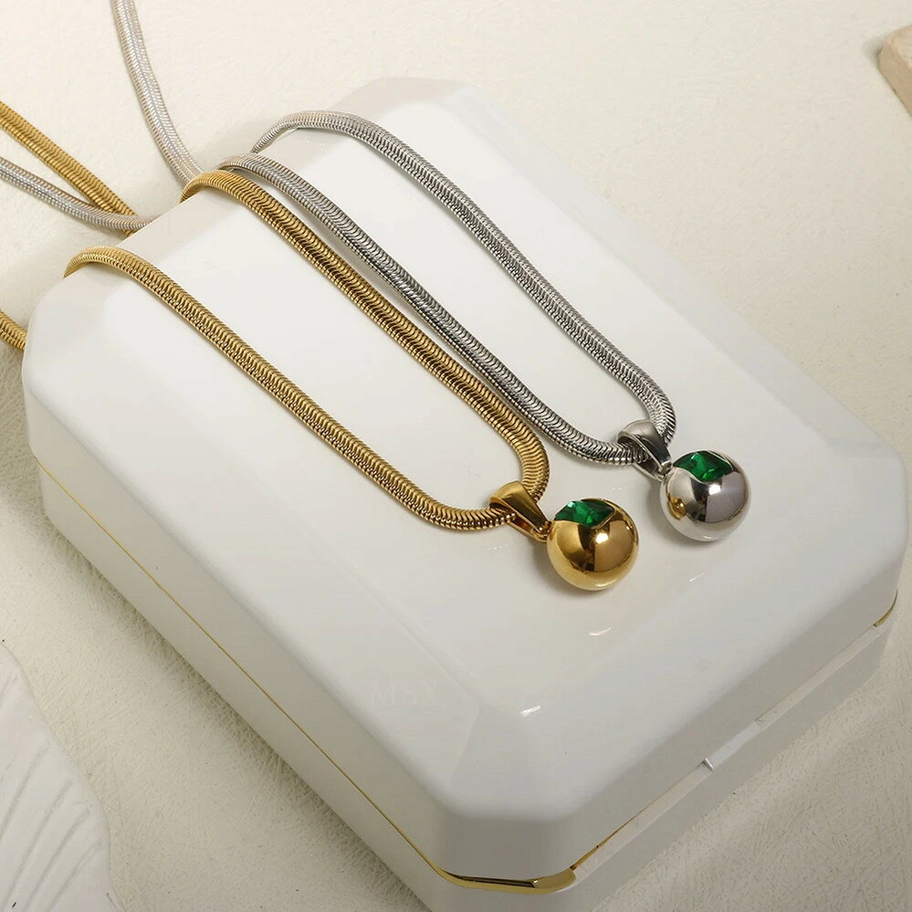 Pearl White - 【クーポン利用で5780円】 ペンダント ネックレス 動物 アニマル ジルコニア ステンレス チェーン 星 レディース ファッション ジルコン 球状 ライト 贅沢 デザイン 蛇 スネイク ヘビ ネック スチール 防水 ジュエリー アクセサリー