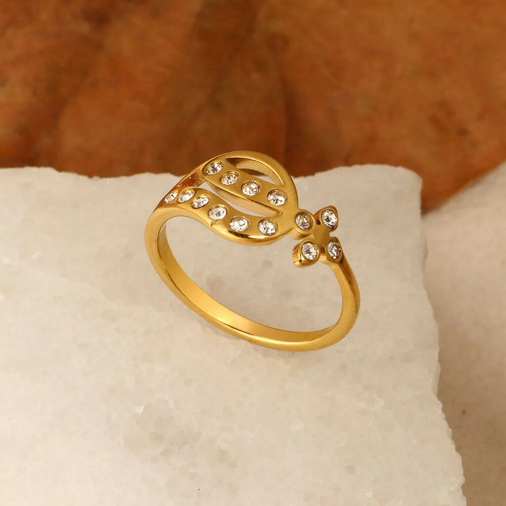 【クーポン利用で4630円】 指輪 リング ゴールド レディース 新しい ユニーク デザイン カラー ガール 贅沢 ハイ 品質 輝く スパークリング ファッション 絶妙 婚約 ジュエリー ギフト