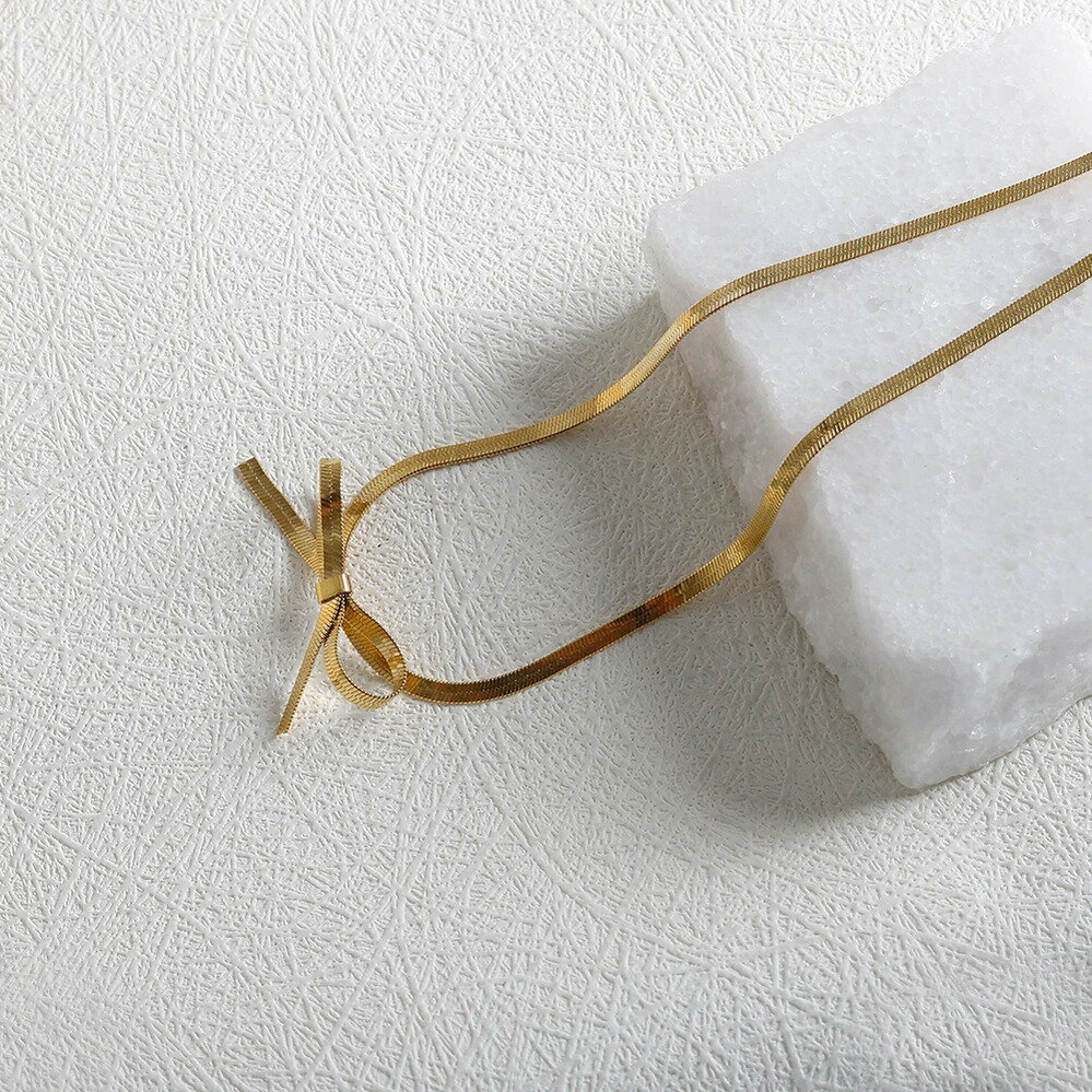 【送料無料】 チョーカー ネックレス ステンレス チェーン シンプル リボン レディース ファッション ボウノット 刃 ブレード 結婚式 ウェディング パーティ ジュエリー ネック アクセサリー 防水 スチール