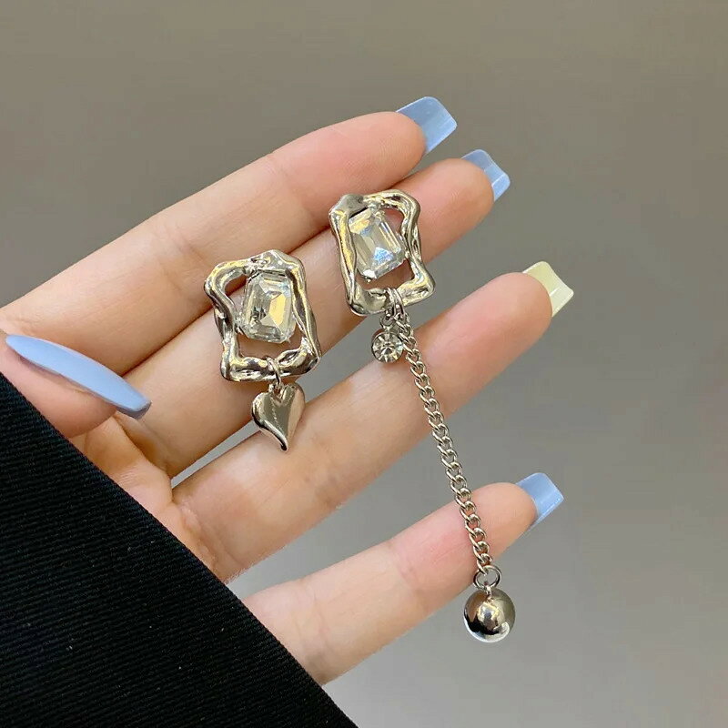 Amethyst - 【クーポン利用で3600円】 ピアス ラインストーン シルバー スクエア ドロップ ハート ロング 揺れる レディース 非対称 ステートメント パンク カラー 四角 ダングル ファッション ジュエリー