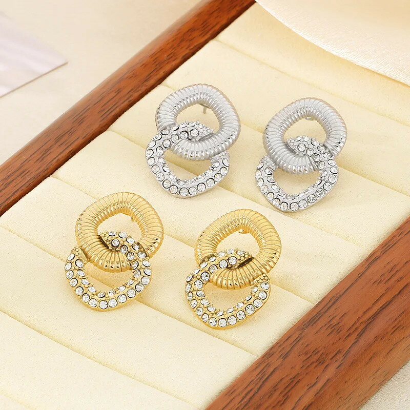 【送料無料】 チャーム ピアス ラインストーン ステンレス ゴールド シルバー ラウンド ドロップ レディース 新しい ガール カラー スチール イヤードロップ...