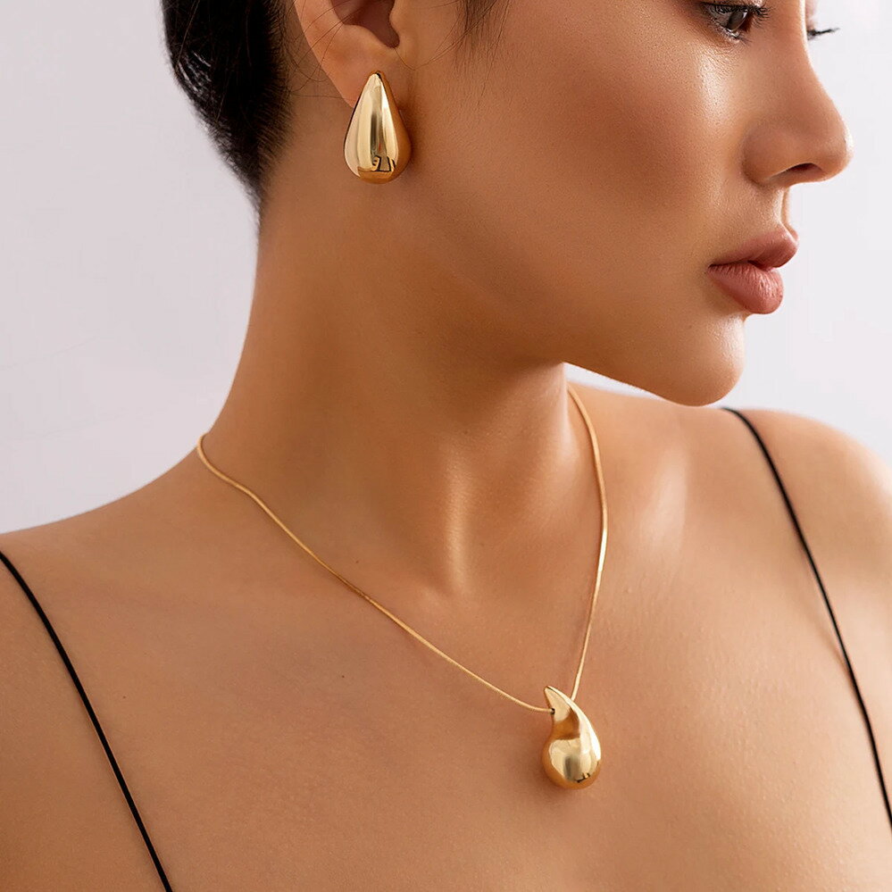 【送料無料】 チョーカー ペンダント ネックレス 動物 アニマル ビンテージ チェーン シンプル プラント ビーズ 植物 野菜 レディース ゴス 蛇 スネイク ...