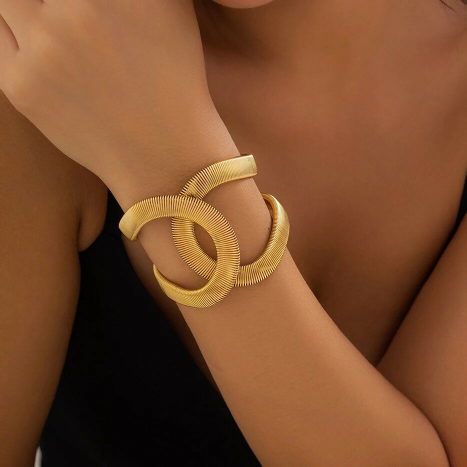 【送料無料】 バングル ブレスレット レザー レディース メンズ 誇張 パンク 調整可能 バックル 大 ジプシー ツイスト 幅 腕 グランジ ジュエリー スチームパンクのサムネイル