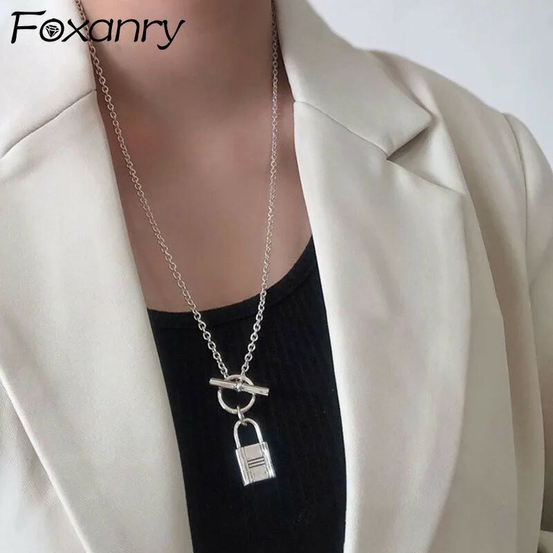 【送料無料】 ペンダント ネックレス ビンテージ シルバー レディース カラー セーター Ins ファッション ヒップ ホップ カップル クリエイティブ OT バックル ロック パーティ ジュエリー