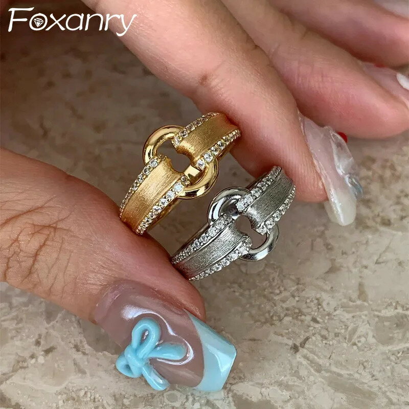 【クーポン利用で3890円】 指輪 リング ジルコニア シンプル レディース 輝く スパークリング ジルコン 透かし 幾何学 カップル クリエイティブ デザイン トレンド 気質 結婚式 ウェディング ジュエリー ギフト