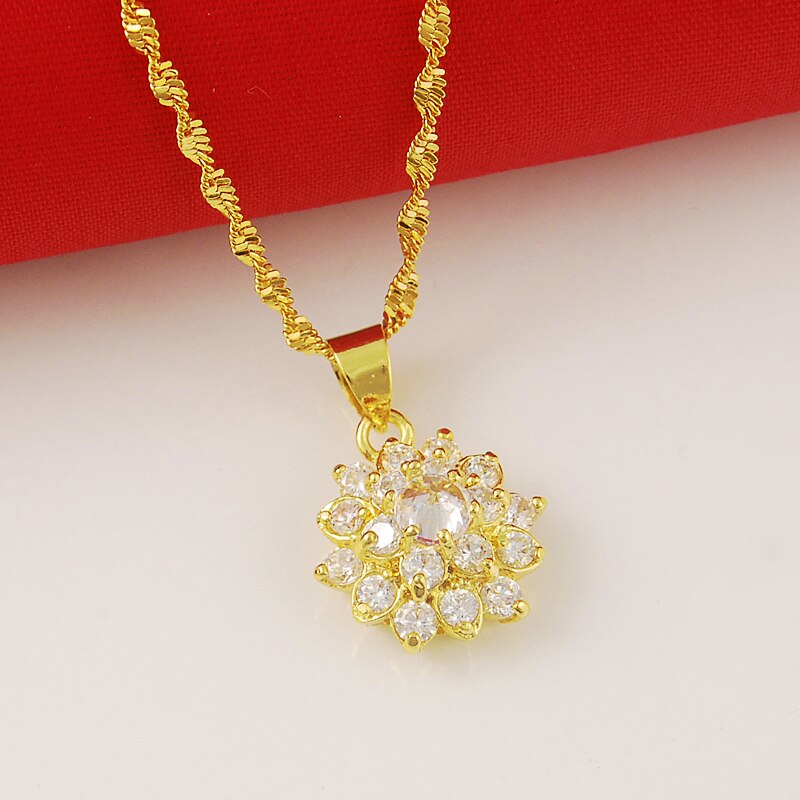 【クーポン利用で4540円】 ネックレス ゴールド クリスタル ジルコニア レース レディース 女性 高級 プレート 24k リアル イオンプレーティング 象眼細工 ジルコン パウダー 魅力 ジュエリー ギフト