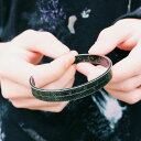 【クーポン利用で3770円】 バングル ブレスレット メンズ サージカル ステンレス 316L チタン アンティーク ジュエリー ガレージ ゴシック 矢印 ブラ...