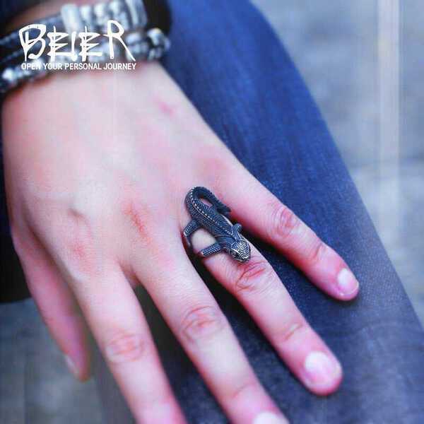 【クーポン利用で3820円】 指輪 メンズ 男性 リング チタン ステンレス 動物 アニマル 3D おしゃれ ご..