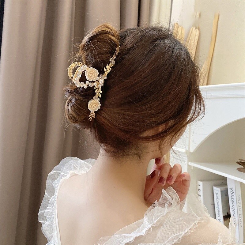 【送料無料】 ヘアークリップ クリスタル ビンテージ 花 フラワー パール 真珠 爪 レディース 女性 フランス スタイル 葉っぱ 髪 クリップ エレガント ヘ...