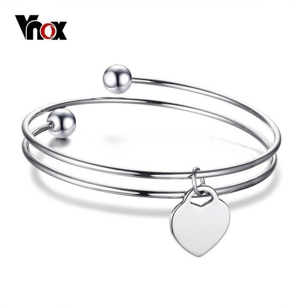 【送料無料】 バングル ブレスレット レディース ステンレス 刻印 ハート ネーム 名前 ワイヤー タグ 拡張可能 カスタマイズ 名入れ刻印