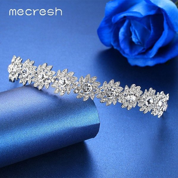 【クーポン利用で4680円】 ヘアアクセ エレガント ティアラ クラウン 王冠 ブライダル 魅力的 クリスタル フラワー ヘア シンプル 大人 トレンド おしゃ...