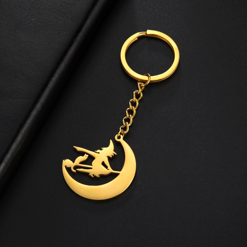 【クーポン利用で3080円】 キーチェーン ネコ ゴールド ステンレス チェーン 月 レディース 女性 スチール 魔女 ウィッチ 魔術 ウィッチクラフト ほうき ムーン 鍵 キー カラー スーパーナチュラル ジュエリー アクセサリーの商品画像 3