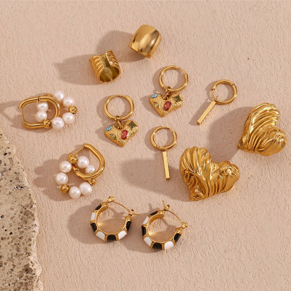 【クーポン利用で4470円】 ピアス ラインストーン フィッシュ ゴールド ハート パール 魚 ジェムストー..