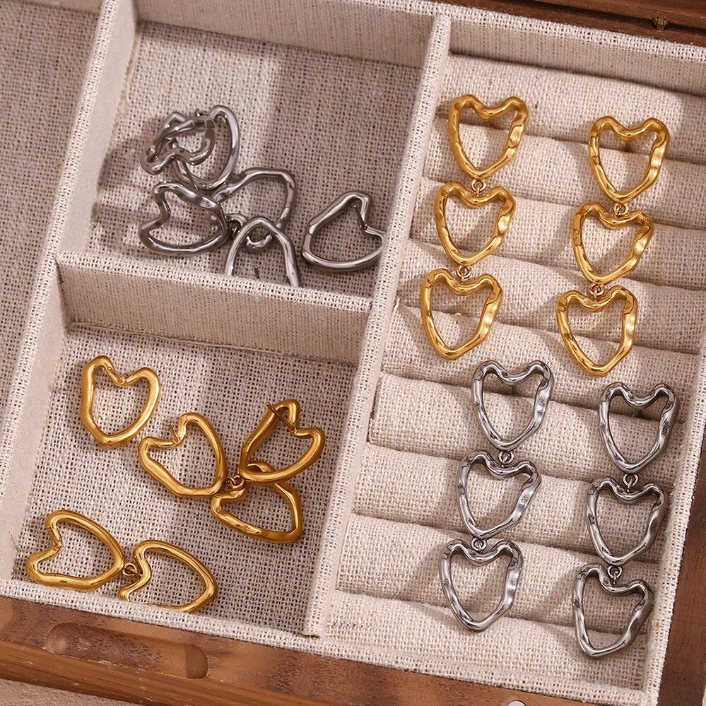 楽天FineJewelrys【送料無料】 チャーム ピアス ステンレス ゴールド ハート レディース かわいい 透かし 多数 スタッド 防水 ターニッシュ フリー 18K プレート ジュエリー 316L スチール