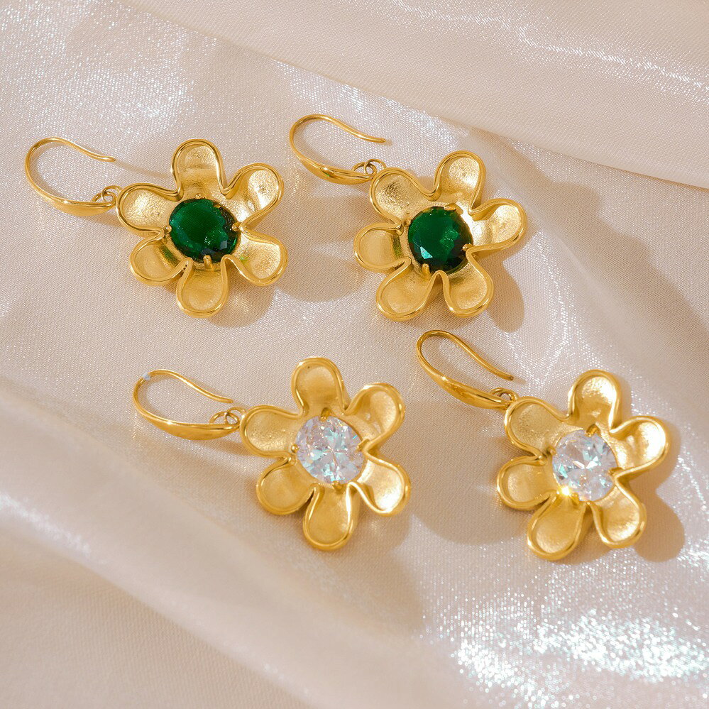 【クーポン利用で4150円】 ピアス 花 フラワー ジルコニア ステンレス ゴールド キング レディース 花びら ジルコン ハンギング バックル 31L スチール デコレーション 18K プレート